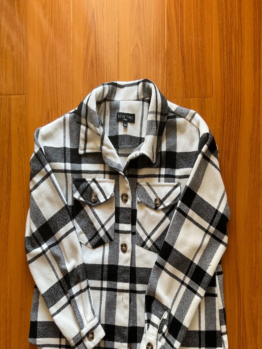 LOVE TREE Black & White Plaid Shacket Size M